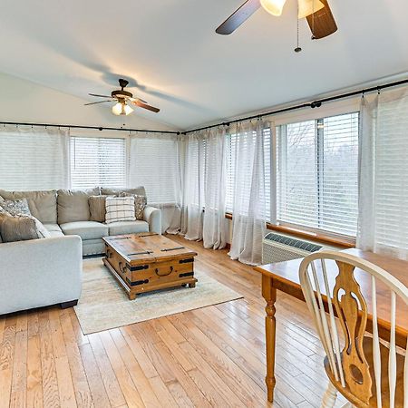 Вілла Williamstown Gem With Private Pool And Hot Tub! Екстер'єр фото